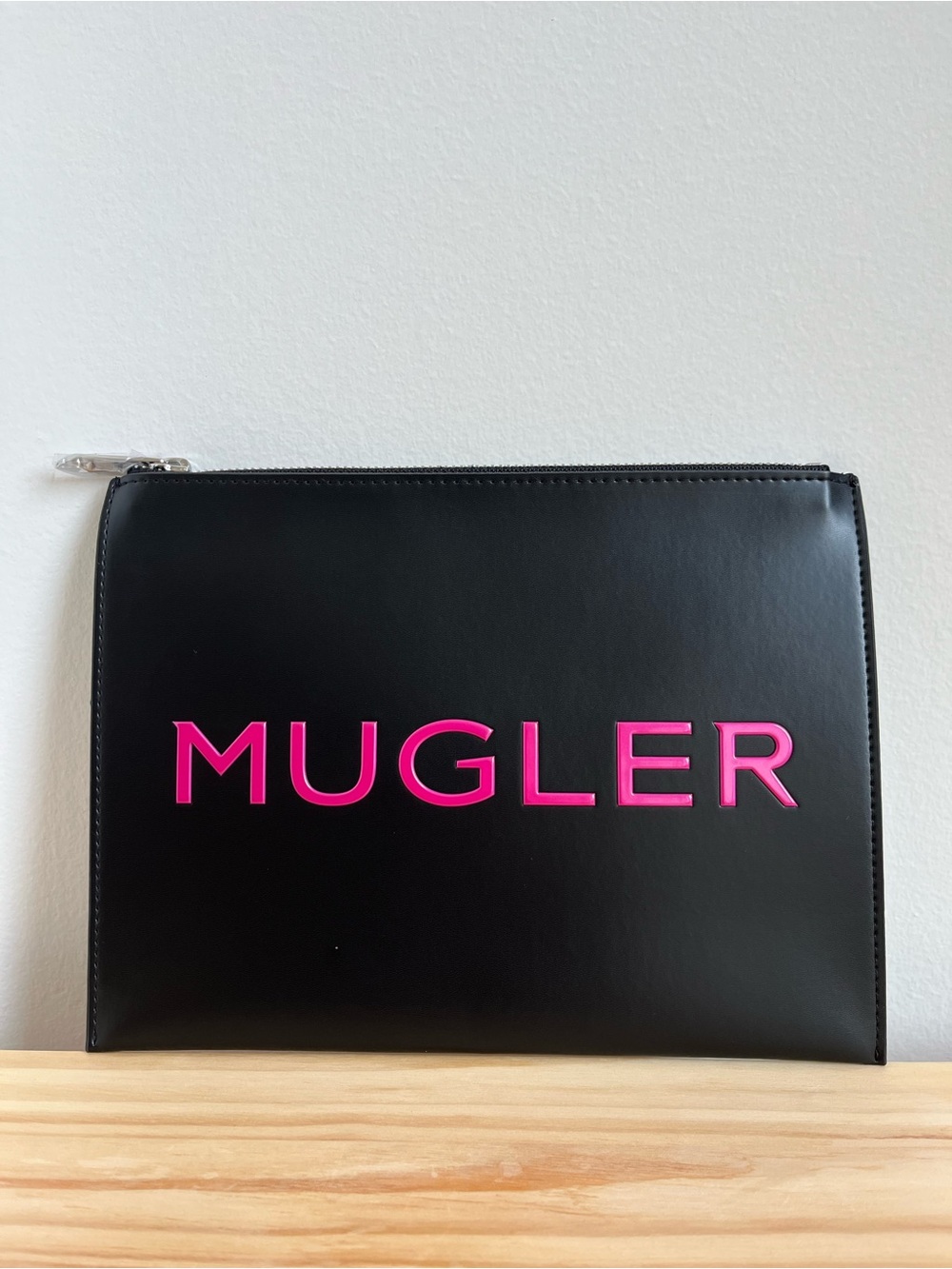 MUGLER Black Clutch